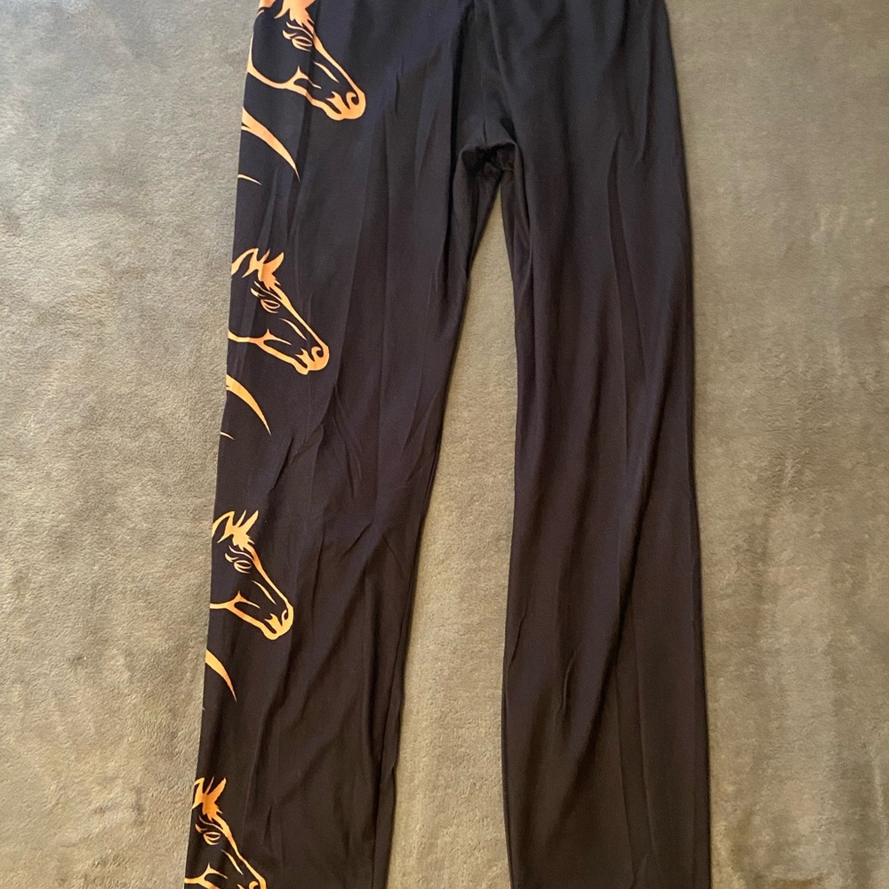 Black Horse Print Leggings